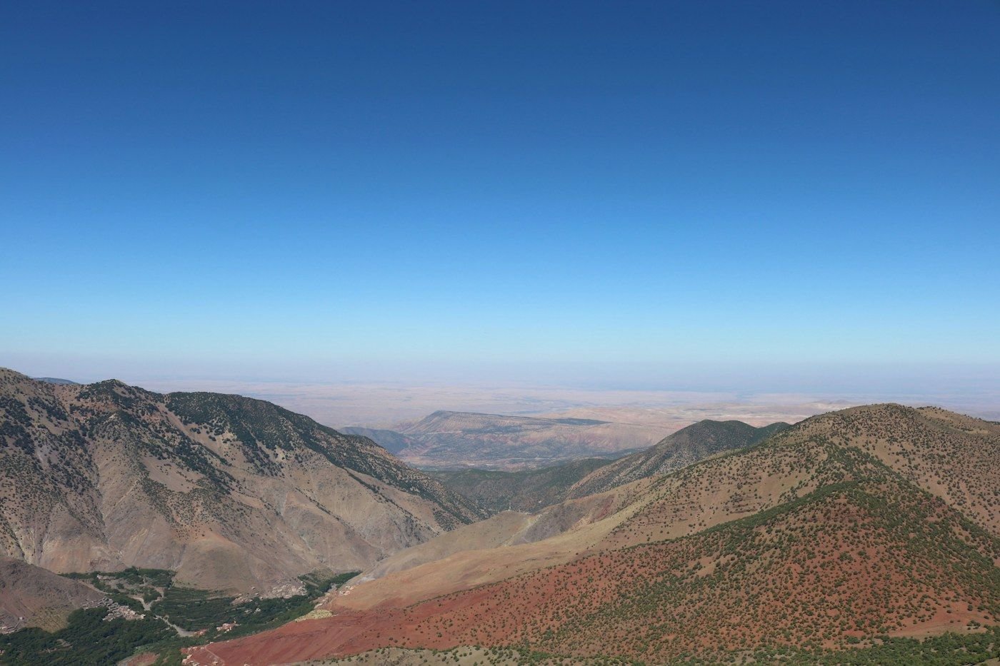 Private walking, mountain & oasis experiences