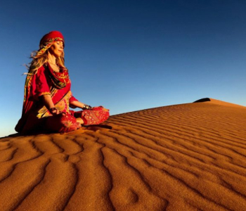  Unleash Your Inner Nomad: Practice Yoga in the Heart of the Desert 